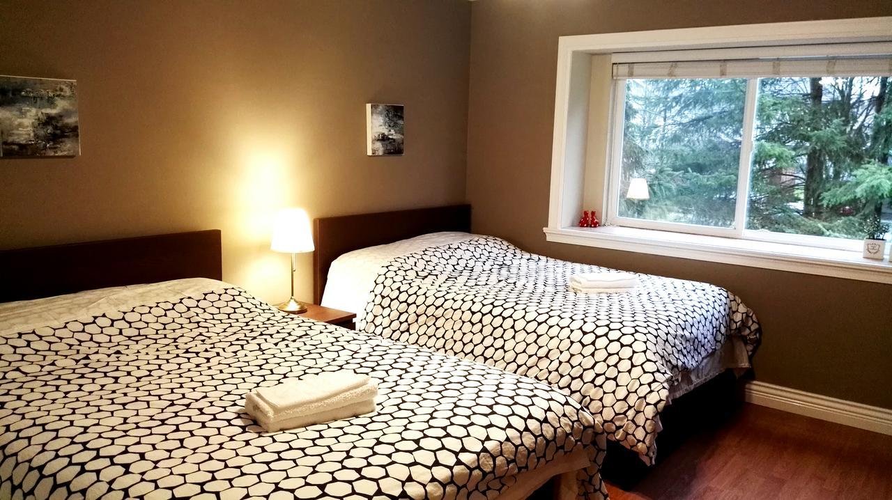 Three Kittens Guesthouse Burnaby Extérieur photo